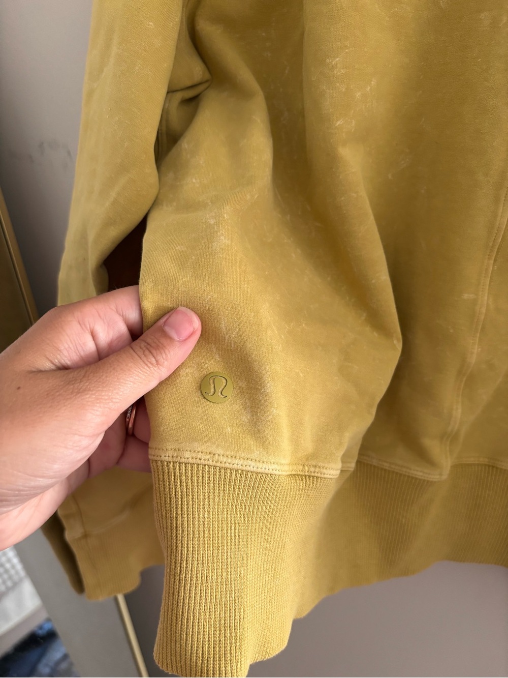 Lululemon Perfectly Oversized Cropped Crew in yellow dye faded color - Picture 4 of 6